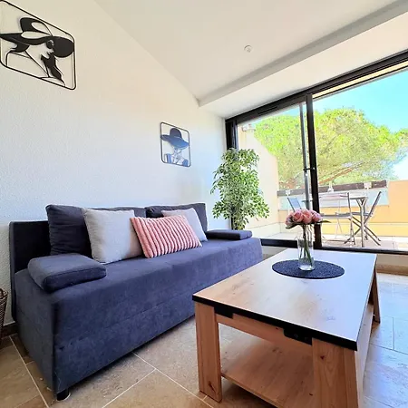 Appartement Beau T2 De Standing Sur Le Golf Avec Balcon Et Clim Saint-Cyprien (Pyrenees-Orientales)